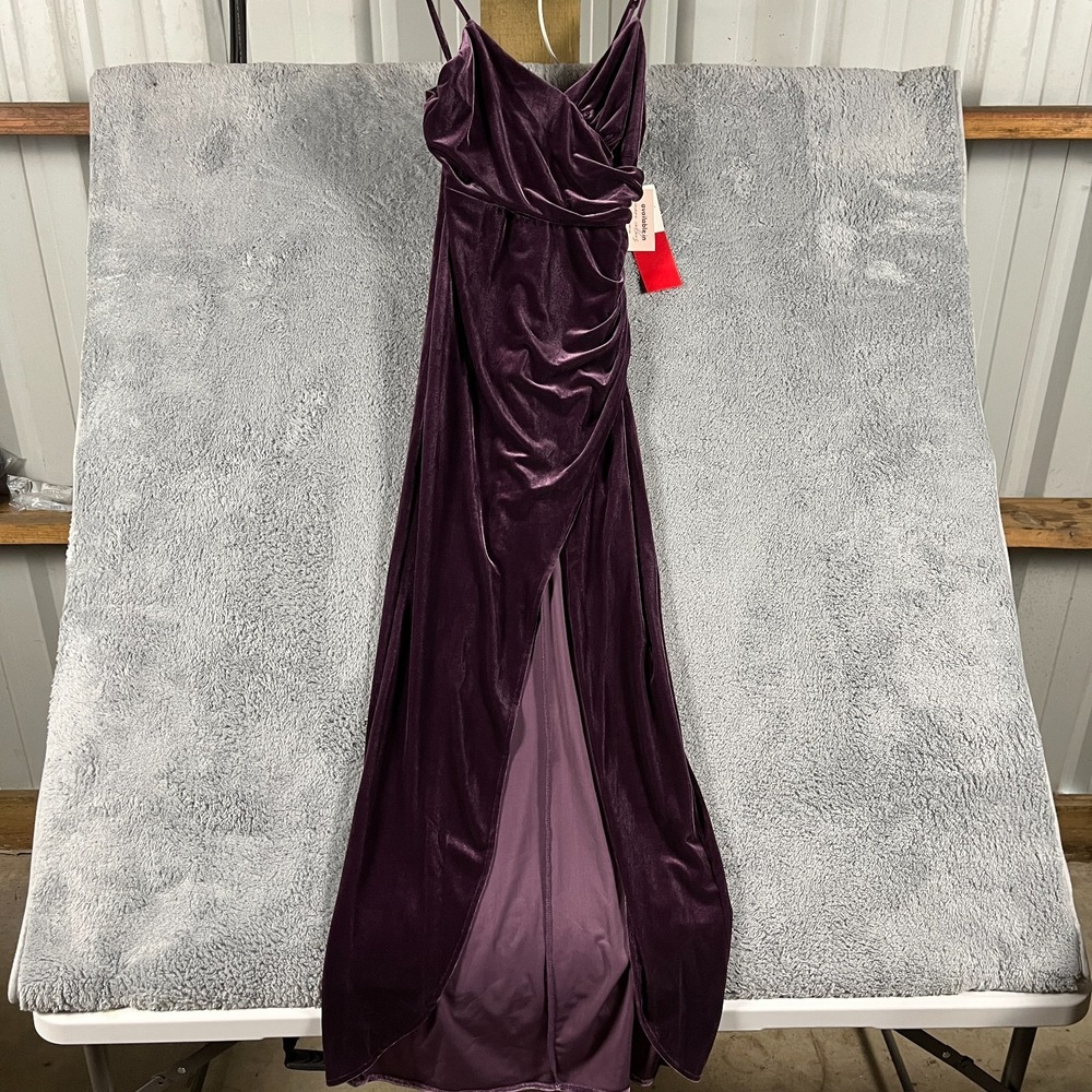 Jules & Cleo Long Party Dress Womens 6 Plum Velvet V-Neck Slit Front Boho Ruched